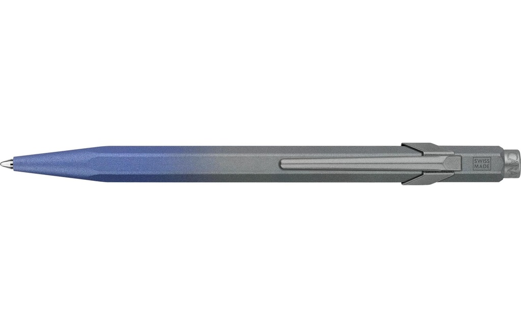 Caran d'Ache Stylo bille 849 Claim your Style 5, 1 mm, Bleu tempête