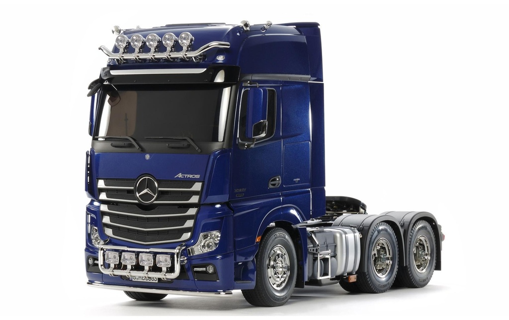 Tamiya Camion Mercedes Actros 3363 Gigaspace 6x4 Bleu, kit, 1:14
