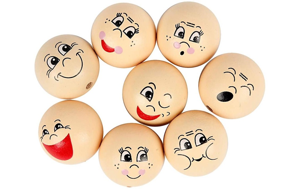 Creativ Company Billes de bois Visage 30 mm, couleur chair, 16 pièces